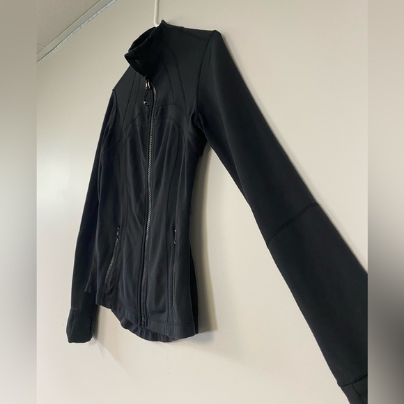Lululemon Define Jacket - Picture 6 of 16